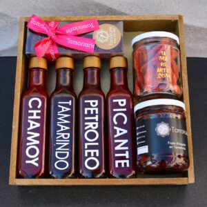 TM026 4 Salsas 250ml + Rollo de guayaba con Tamarindo + Tarro de Fruta Ahogada en Tamarindo + Mango Deshidratado Enchilado