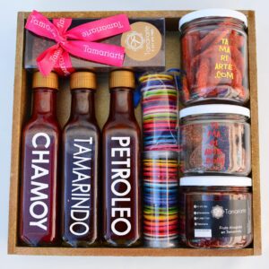 TM025 3 Salsas 250ml + Rollo de guayaba con Tamarindo + Tarro de Fruta Ahogada en Tamarindo + Mango Deshidratado Enchilado + Obleas Rellenas de Tamarindo + Bolas de Tamarindo