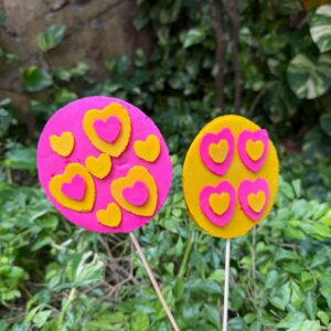 Corazones en círculo de 10 cm